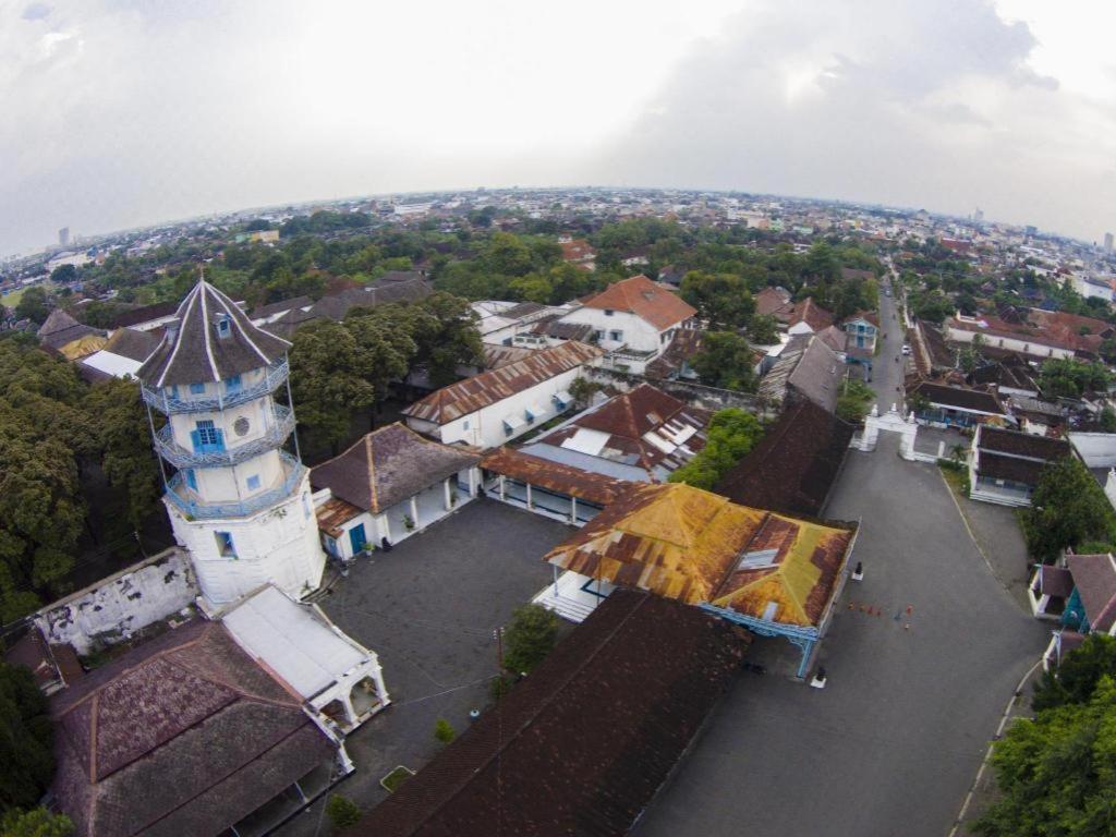 Grand Amira Hotel Solo, Azana Hotels Collection Ngoại thất bức ảnh