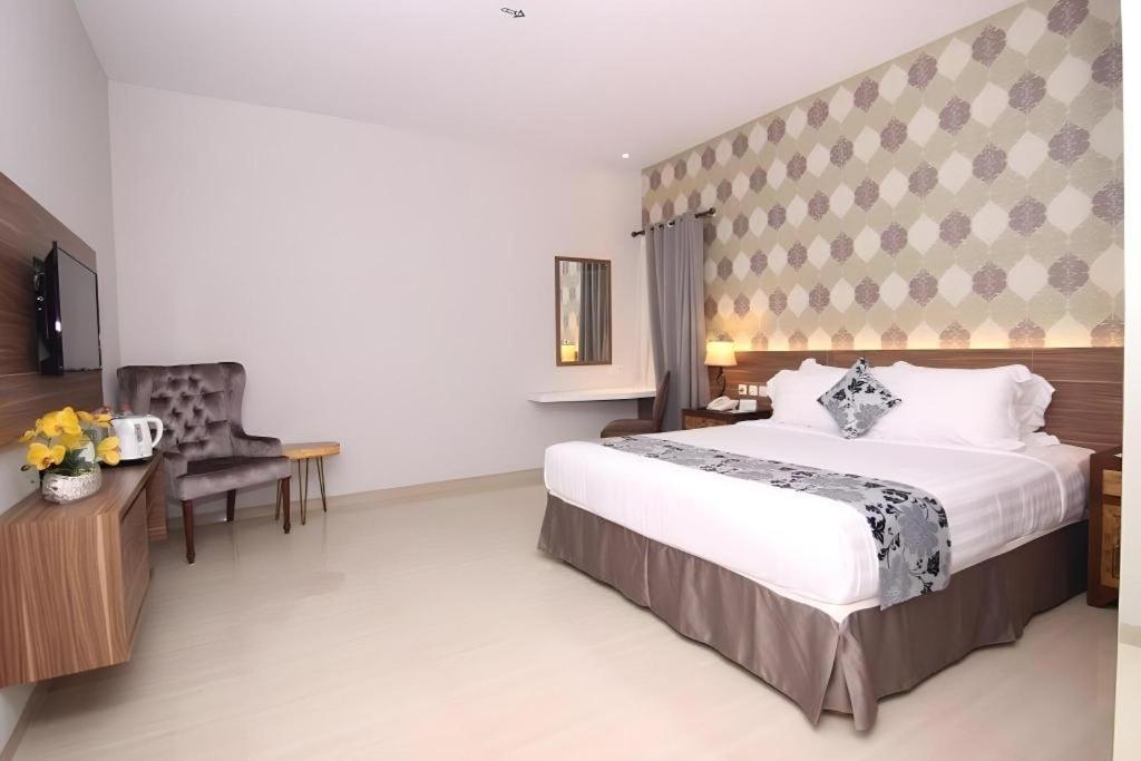 Grand Amira Hotel Solo, Azana Hotels Collection Ngoại thất bức ảnh