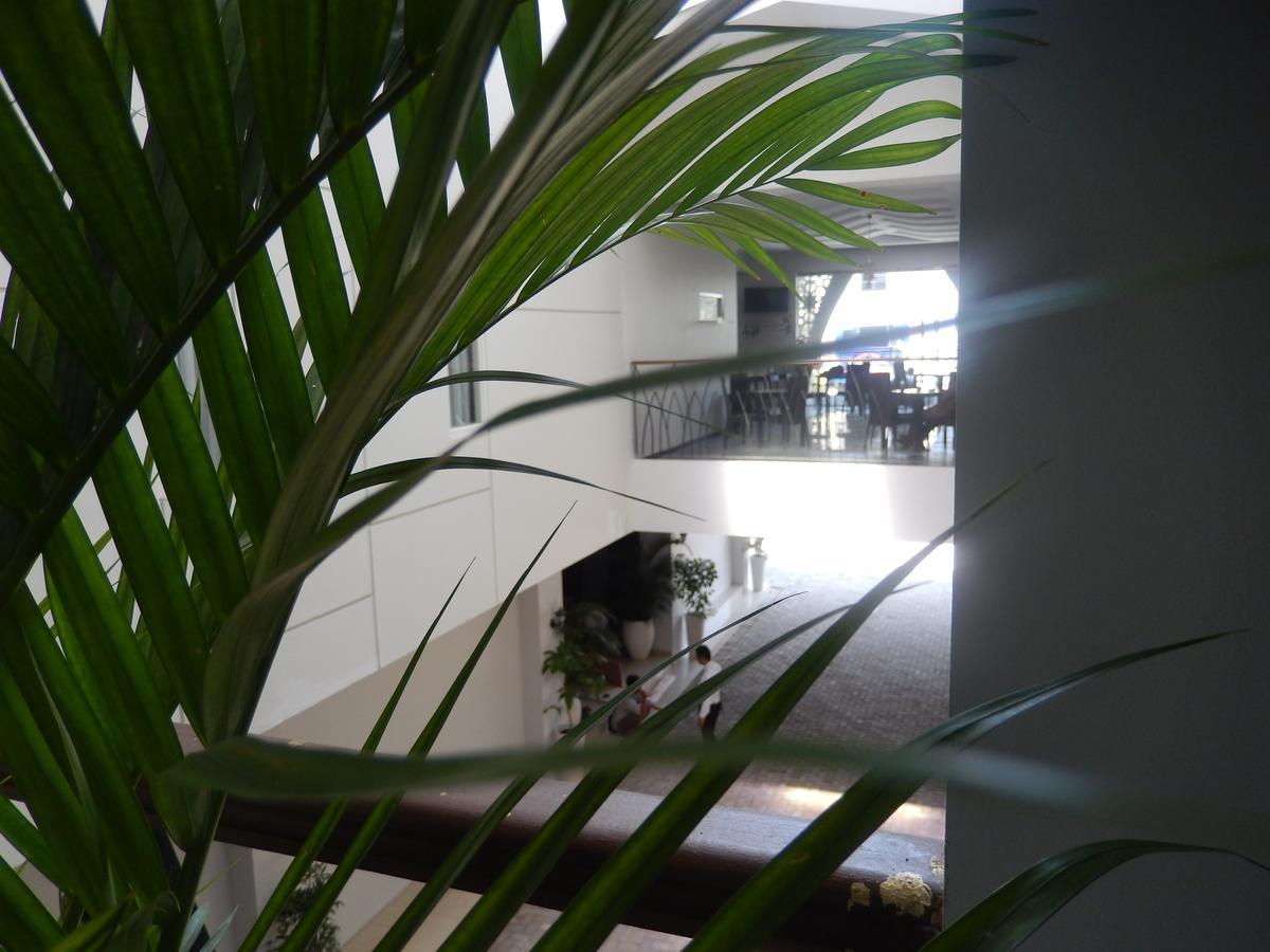 Grand Amira Hotel Solo, Azana Hotels Collection Ngoại thất bức ảnh