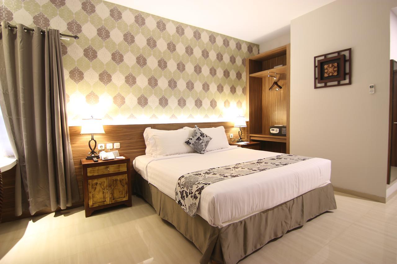 Grand Amira Hotel Solo, Azana Hotels Collection Ngoại thất bức ảnh
